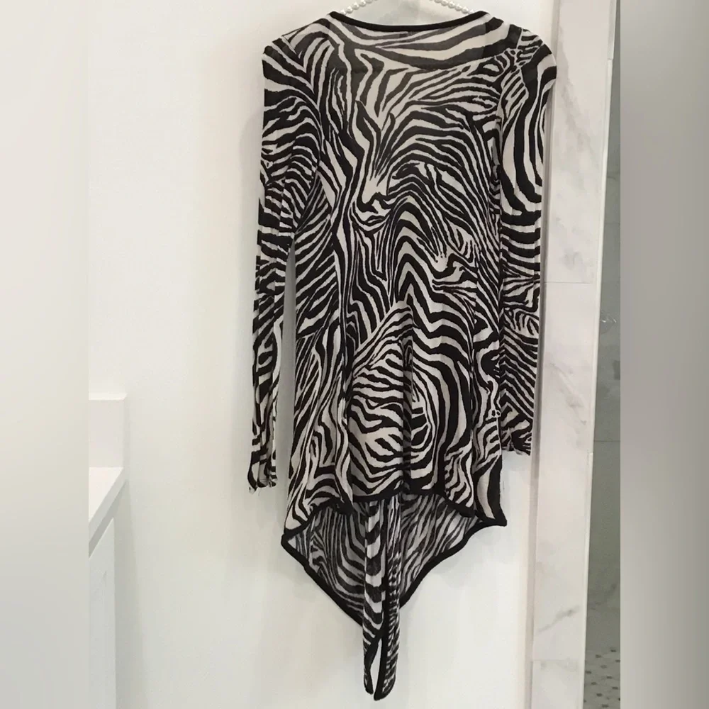 🔴ZEBRA CARDIGAN 🔴🔴 - Picture 6 of 6